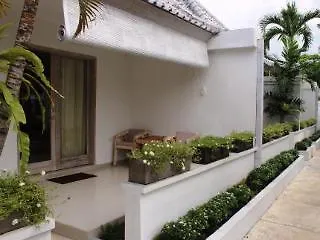 Kutaville 3*