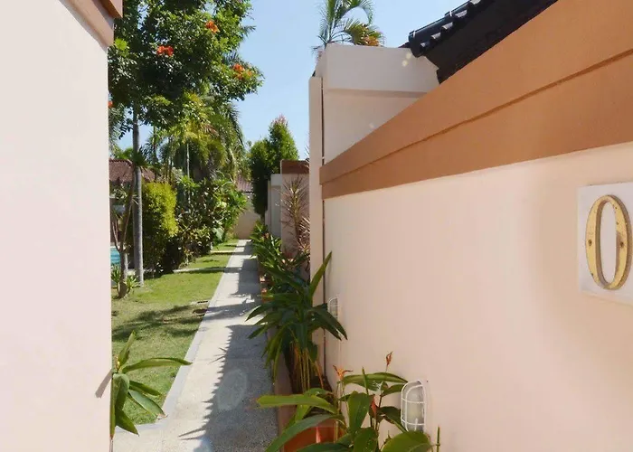 Guest house Kutaville 3*